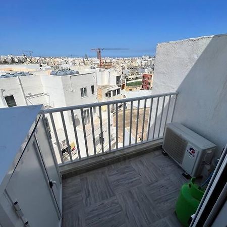 2 Bedroom Apartment In Msida, Malta Екстериор снимка
