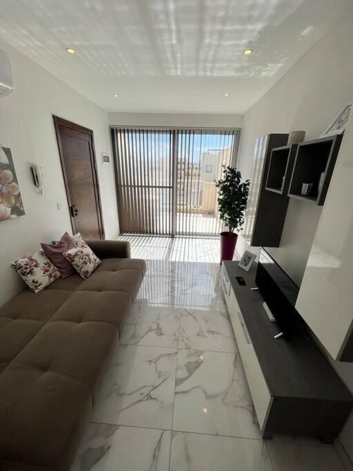 2 Bedroom Apartment In Msida, Malta Екстериор снимка